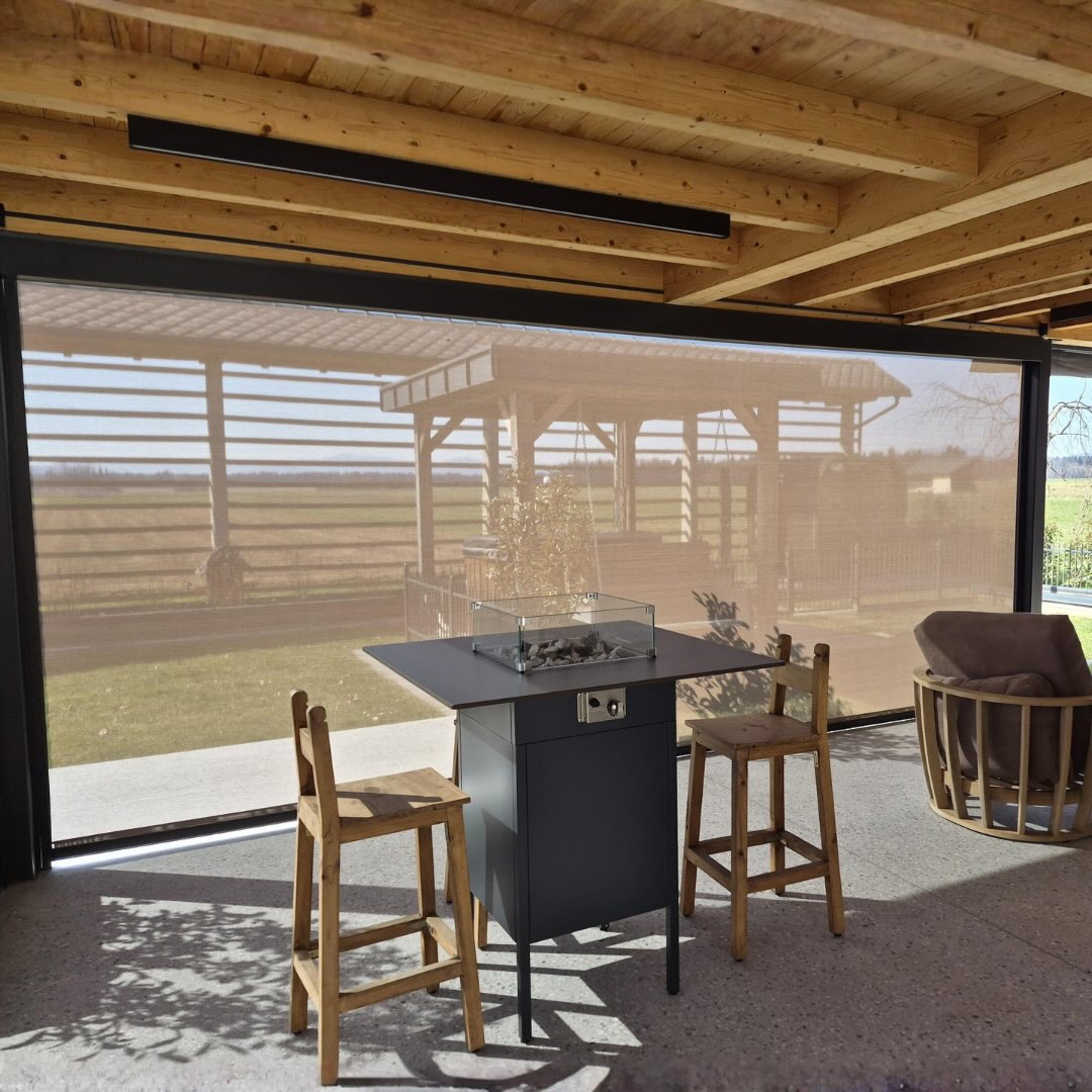 Ko sonce postane premočno, je rešitev enostavna - ZIP screen senčilo. 😎
Preprosta matematika udobja.  #tehrol #zipscreen